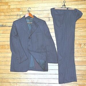 Vintage men’s two-piece suit